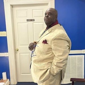 Meet your Posher, Michael